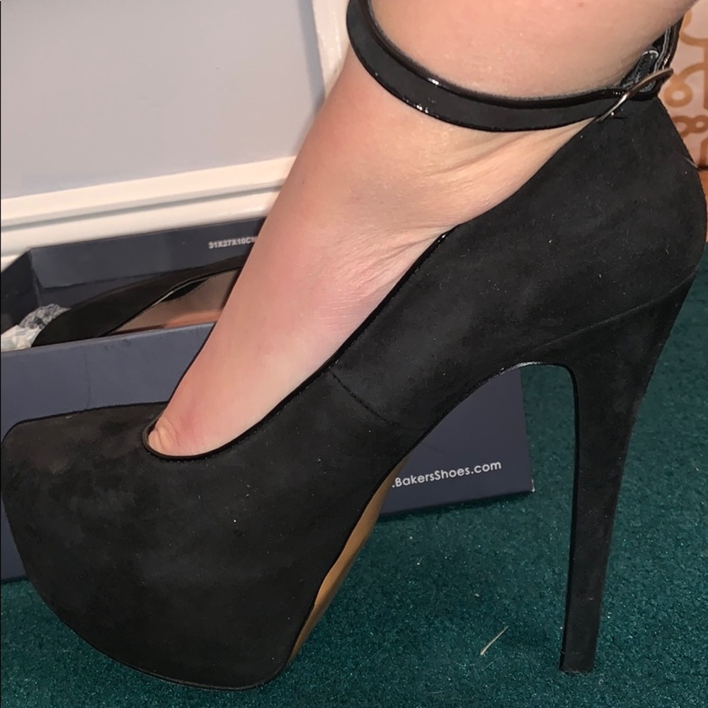 Black 6 inch heels